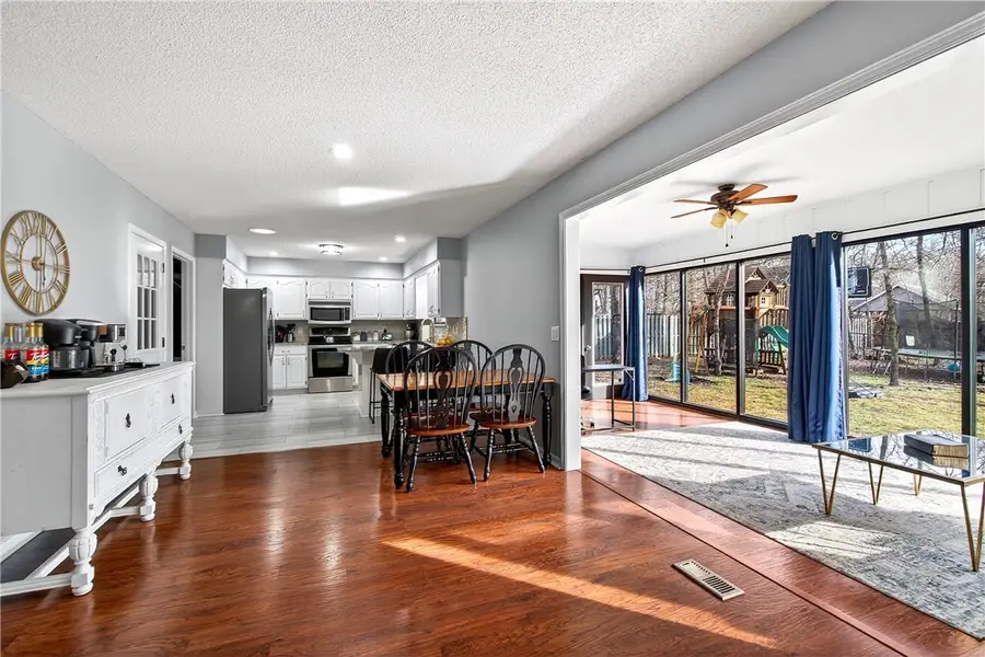 3 Cunningham Lane, Bella Vista, AR 72715 - #3