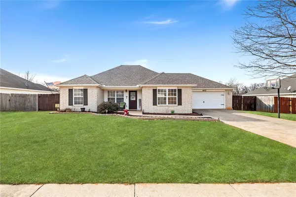 602 Emerald Street, Lowell, AR 72745