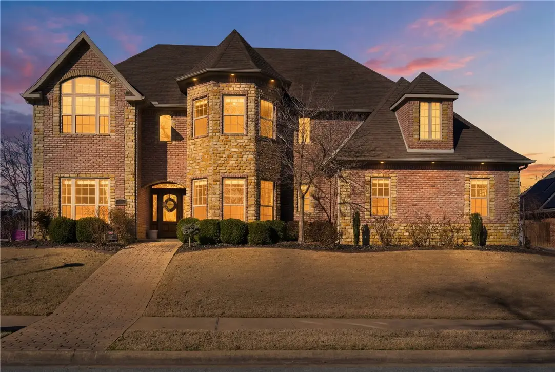 405 NW O Street, Bentonville, AR 72712 - #1