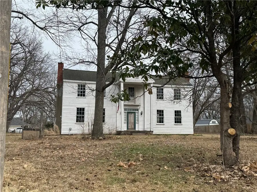 180 W Main Street, Farmington, AR 72730 - #2