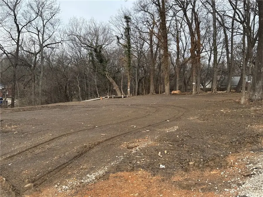 180 W Main Street, Farmington, AR 72730 - #3