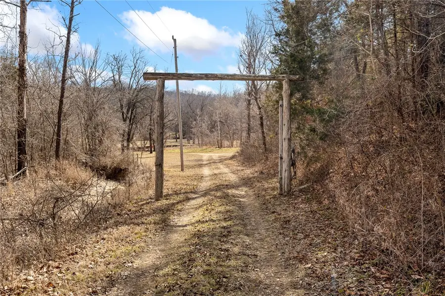 4242 Mill Hollow Road, Harrison, AR 72601 - #3