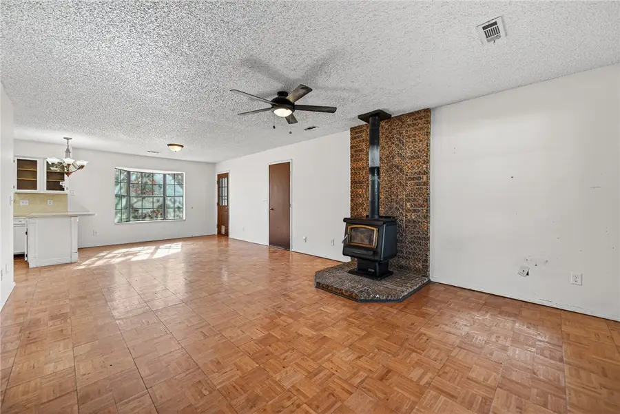 987 W Kyle Drive, Fayetteville, AR 72701 - #2