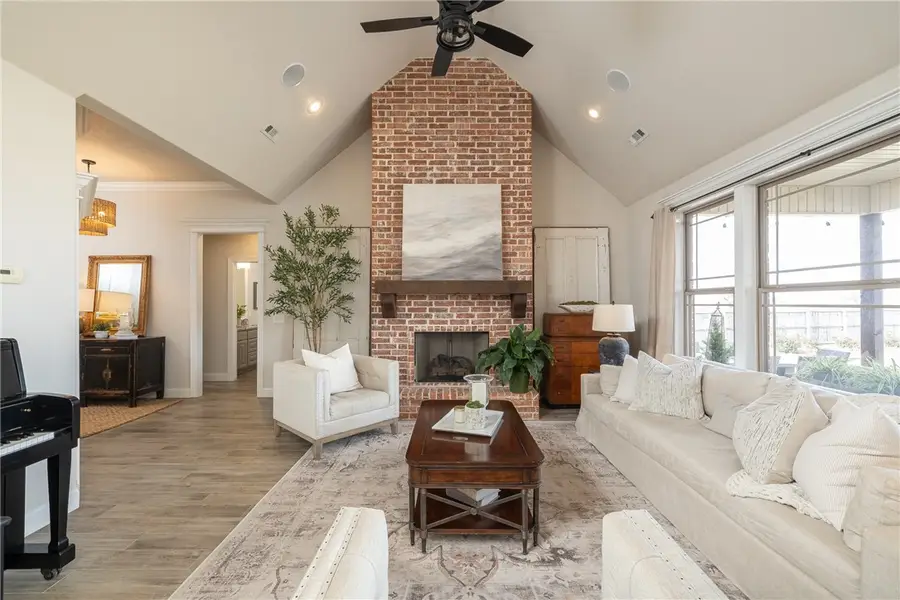 1238 Valle Lane, Tontitown, AR 72762 - #2