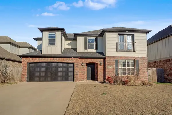 1319 Park Street, Lowell, AR 72745