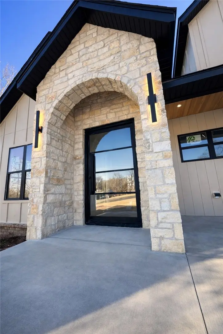 8913 Anew Road, Rogers, AR 72756 - #2