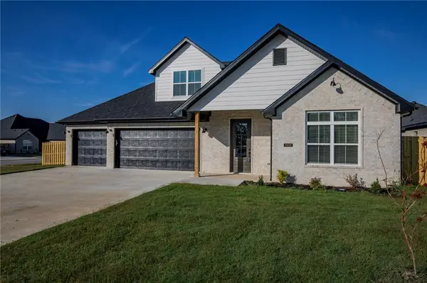 1309 Carrara Street, Tontitown, AR 72762