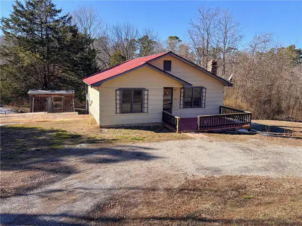 809 N Fairview Road, Mammoth Spring, AR 72554