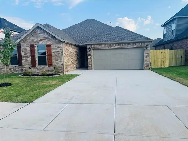 6604 SW Orange Avenue, Bentonville, AR 72713