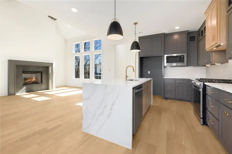 6 Kinloch Drive, Bella Vista, AR 72715 - #3