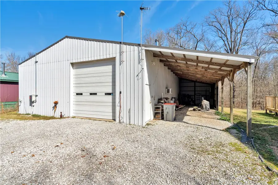 16116 Pin Oak Road, Fayetteville, AR 72704 - #2