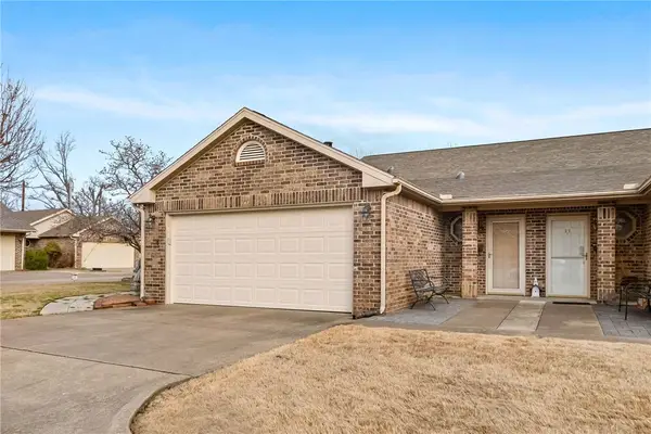 1020 W Cypress Street, Rogers, AR 72756