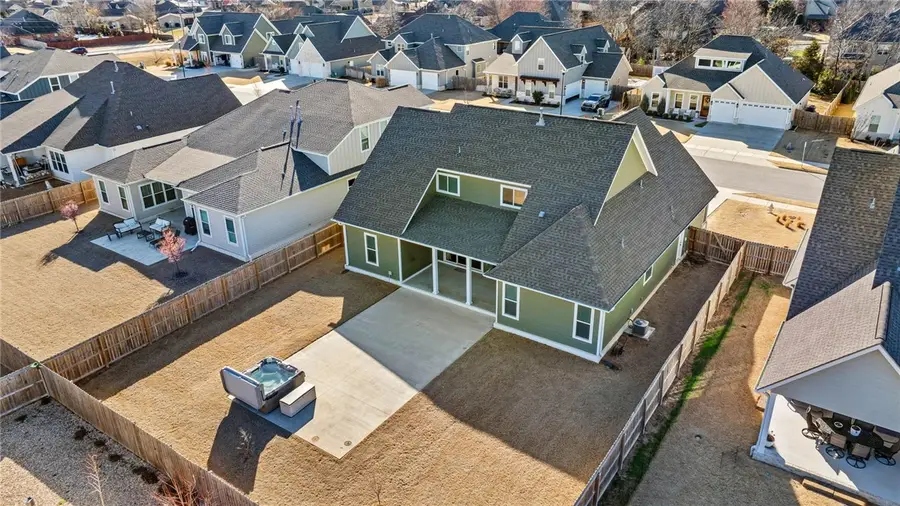 2801 S 20th Place, Rogers, AR 72758 - #2