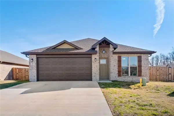 500 Jackson Lane, Pea Ridge, AR 72751