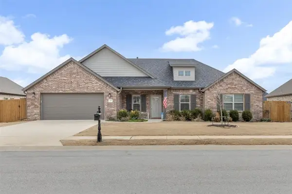 1309 Ruscello Avenue, Tontitown, AR 72762