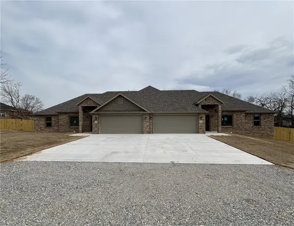 190 & 192 E 2nd Street, Centerton, AR 72719