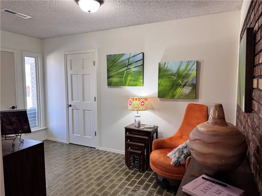 1705 Ridgeview Drive, Springdale, AR 72762 - #3