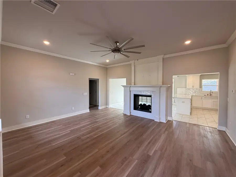 28 Kincardine Drive, Bella Vista, AR 72715 - #3