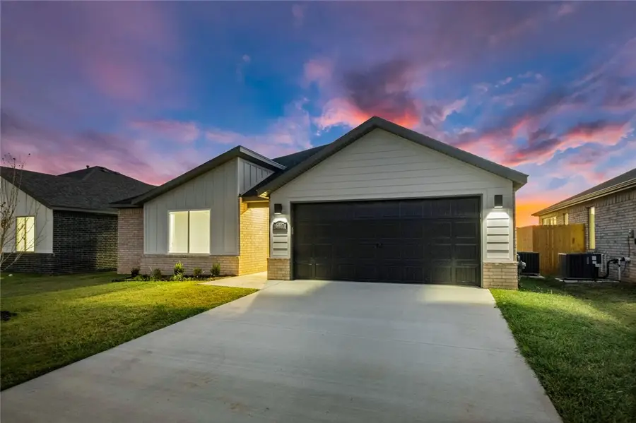 6401 NW Harley Street, Bentonville, AR 72713 - #2