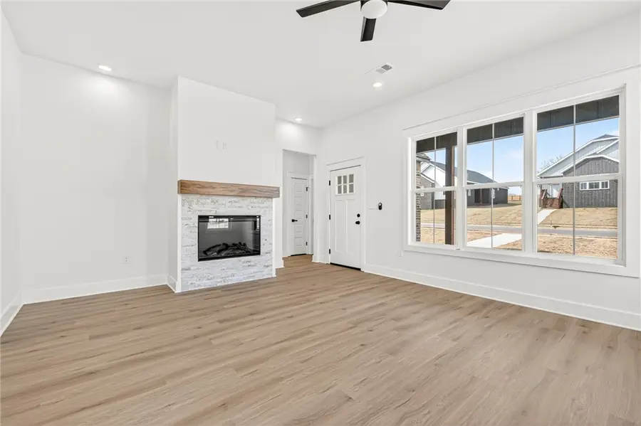 6815 Fir Street, Fort Smith, AR 72916 - #3