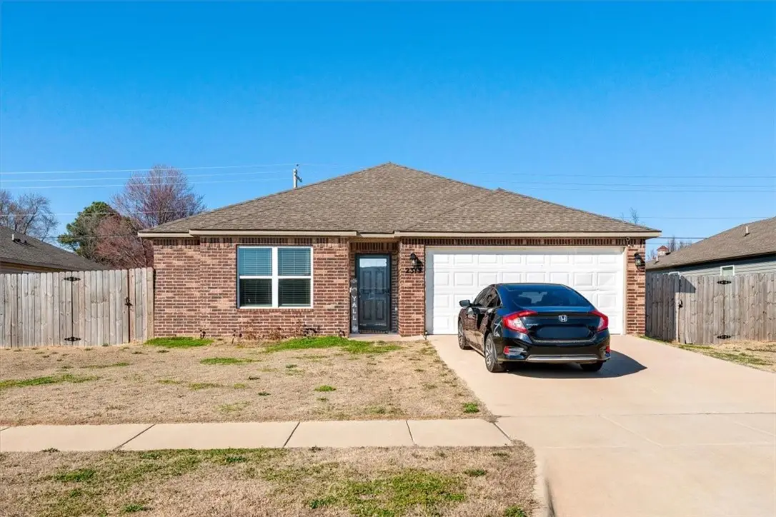 2313 S Silver Street, Siloam Springs, AR 72761 - #1