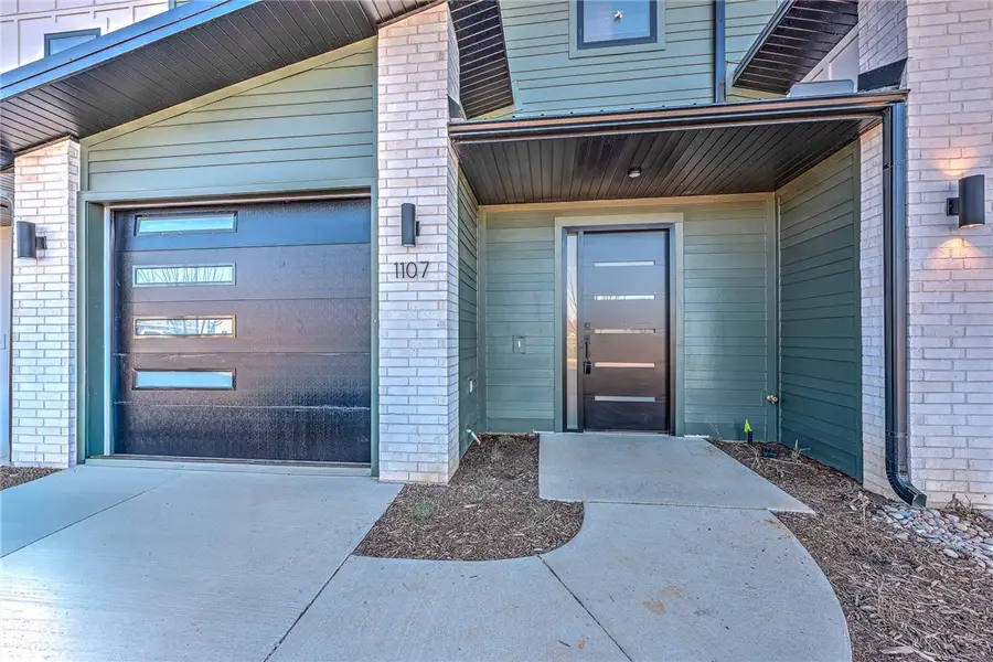 1126 Emilia Avenue, Lowell, AR 72745 - #2