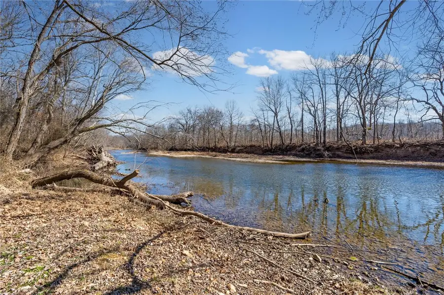 340 Mcnatt Road, Neosho, MO 64850 - #2