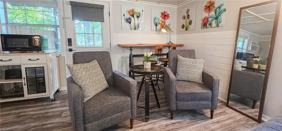 155 W Van Buren, Eureka Springs, AR 72632 - #2