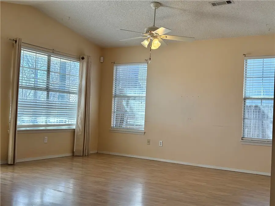 3182 Oakfield Street, Fayetteville, AR 72704 - #2
