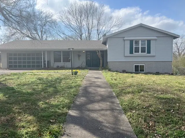 304 Battle Street, Prairie Grove, AR 72753 - #1