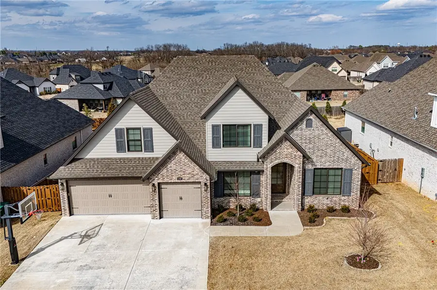 1281 Elizabeth Loop, Bentonville, AR 72713 - #2