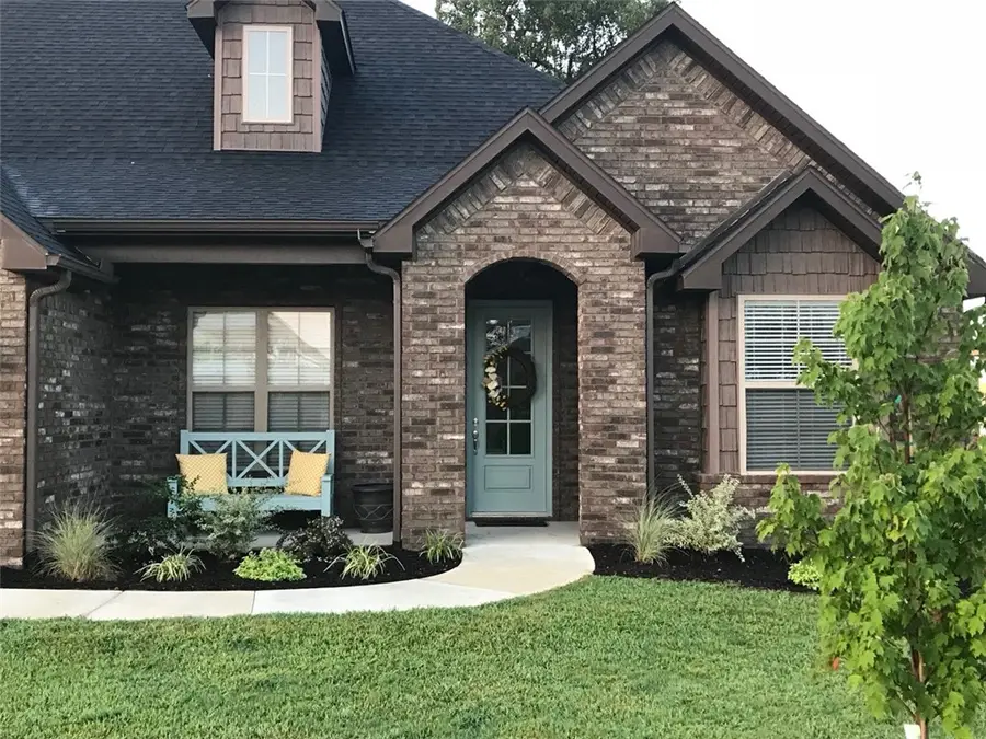 1307 Valle Lane, Springdale, AR 72762 - #2