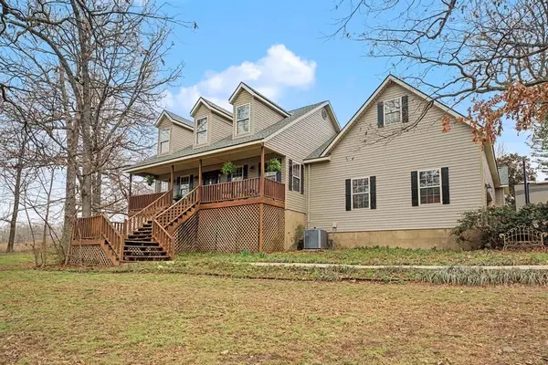 1580 Theresa Lane, Tontitown, AR 72762