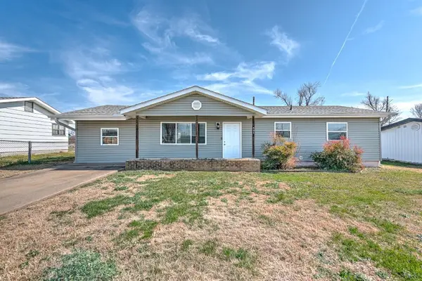 807 N 14th Street, Rogers, AR 72756