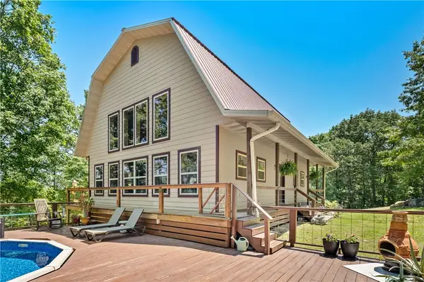 482 County Road 332, Eureka Springs, AR 72632