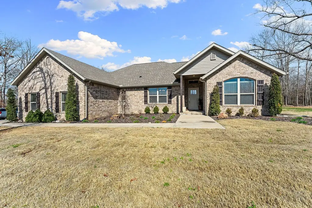216 Kinross Drive, Bella Vista, AR 72715 - #1