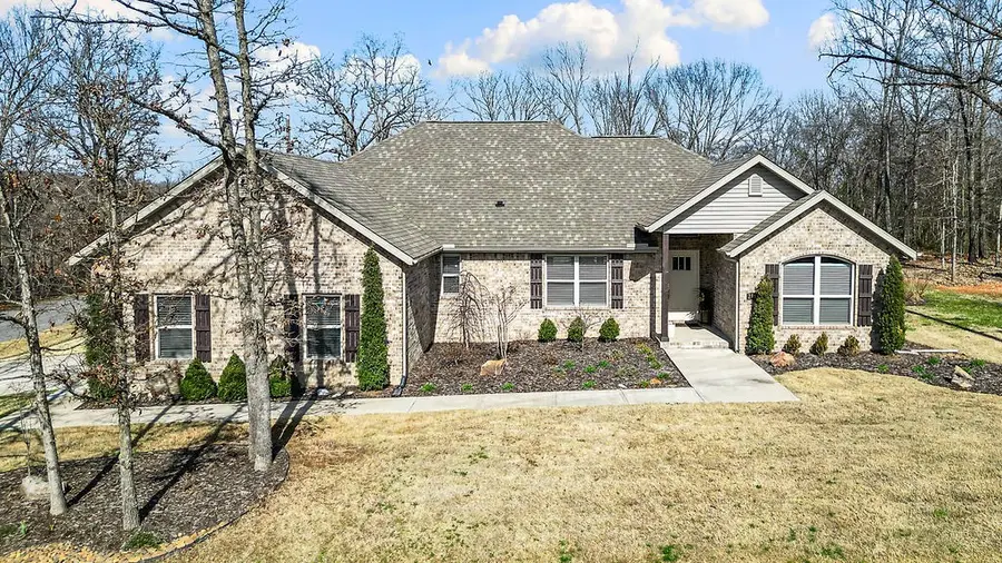 216 Kinross Drive, Bella Vista, AR 72715 - #2