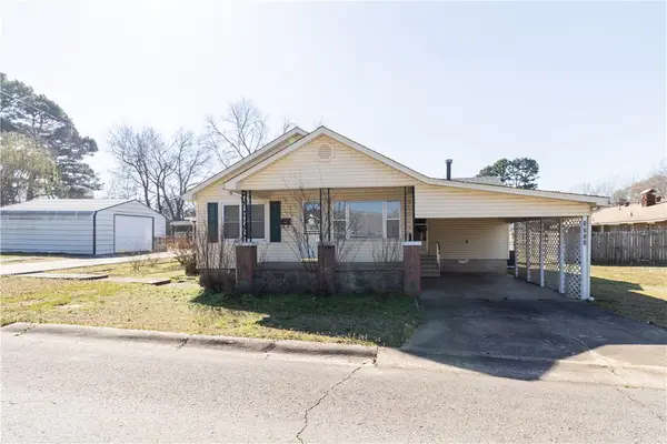 1711 W Cline Road, Clarksville, AR 72830