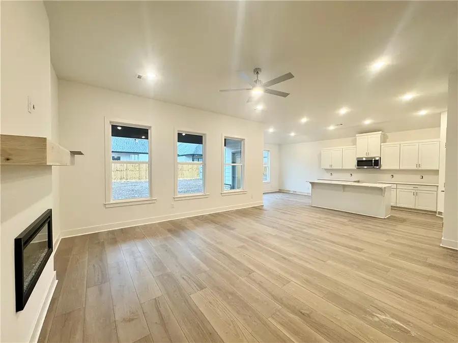 464 S Calico Avenue, Fayetteville, AR 72704 - #2