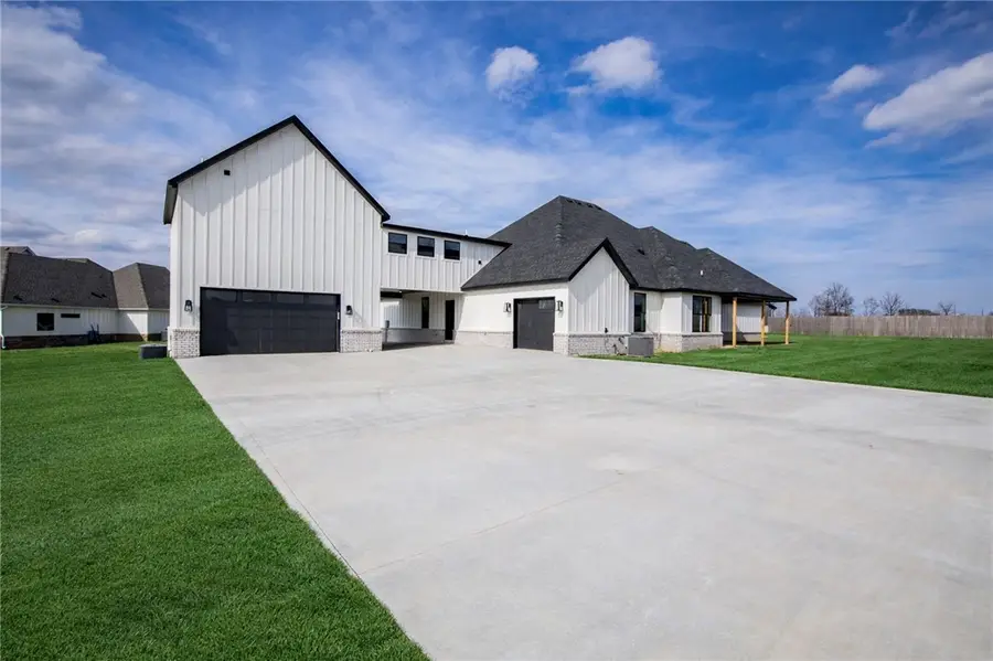 1905 Strong Avenue, Pea Ridge, AR 72751 - #3