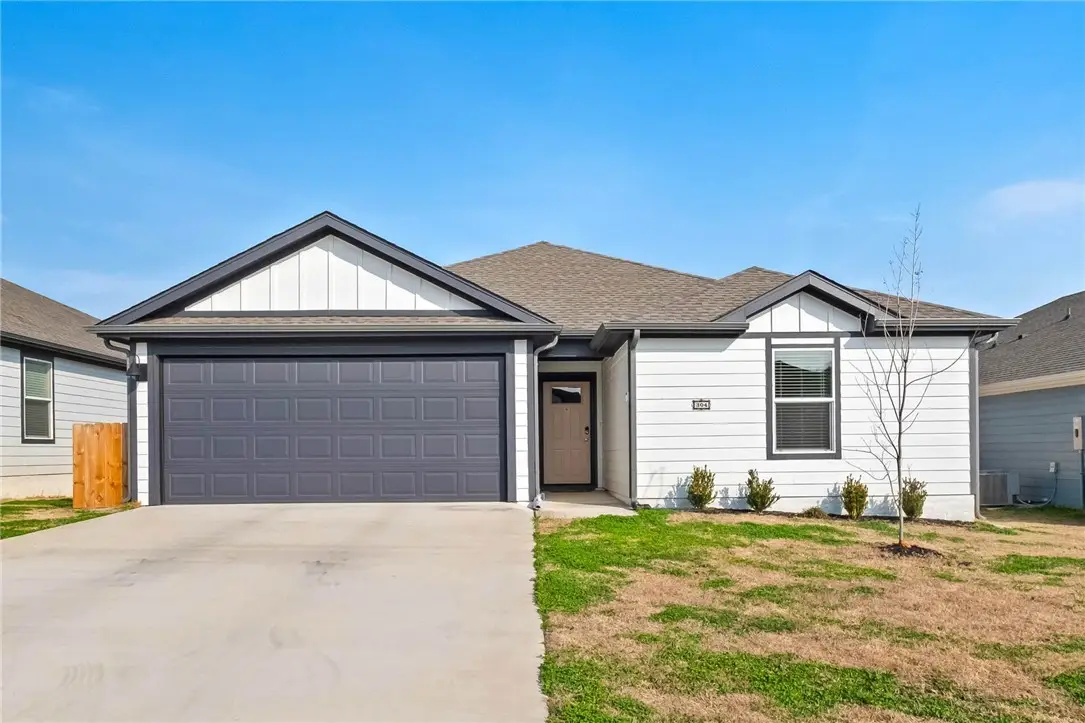 304 NW Bellflower Street, Highfill, AR 72734 - #1