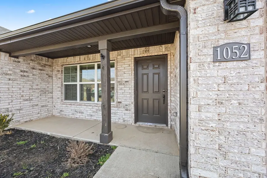 1052 Hampton Street, Tontitown, AR 72762 - #2