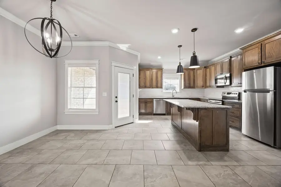 1052 Hampton Street, Tontitown, AR 72762 - #3