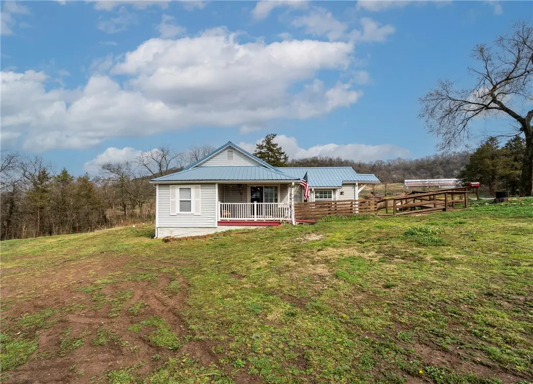 1262 N 59 Highway, Gravette, AR 72768 - #1