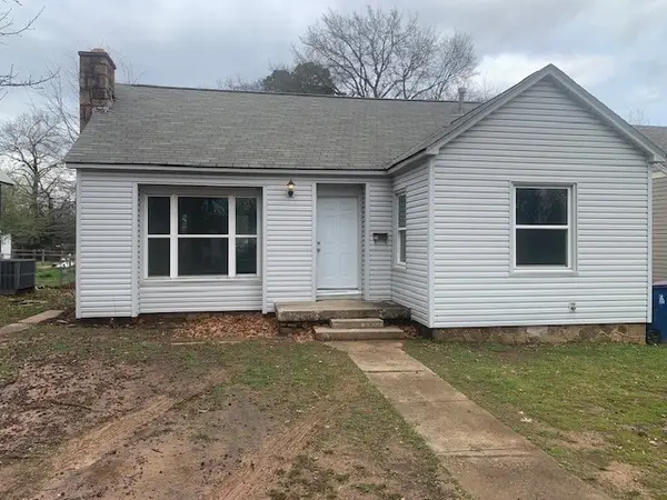 2011 S N Street, Fort Smith, AR 72901