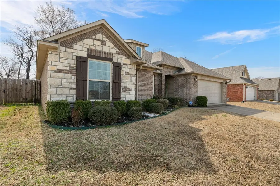 5612 Thomas Road, Fort Smith, AR 72916 - #2