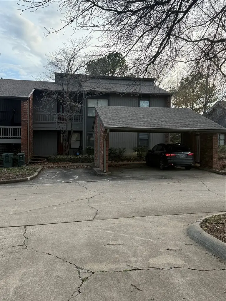 2723 Joyce Boulevard, Fayetteville, AR 72703 - #2