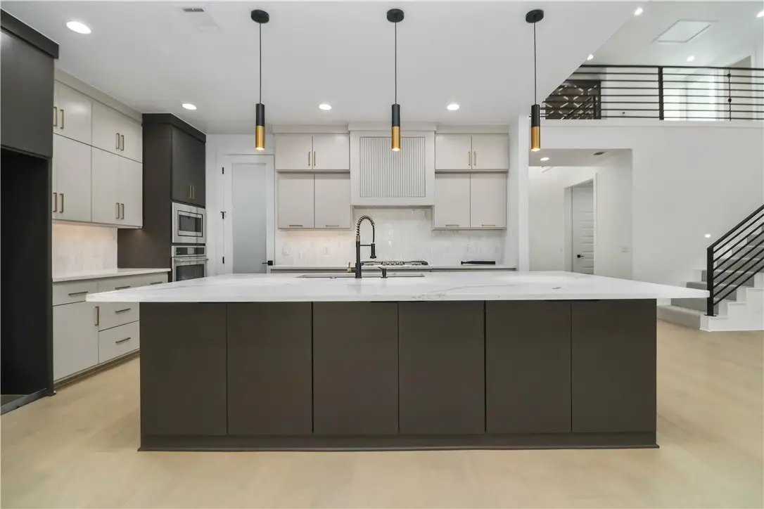 1901 NE Chaucer Street, Bentonville, AR 72712 - #1