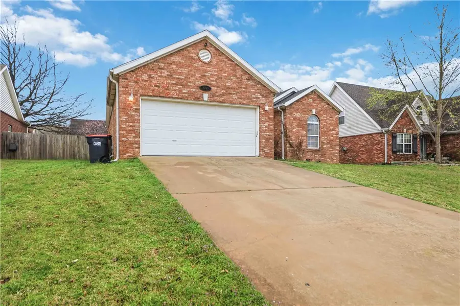 3391 Grainger Circle, Springdale, AR 72764 - #3