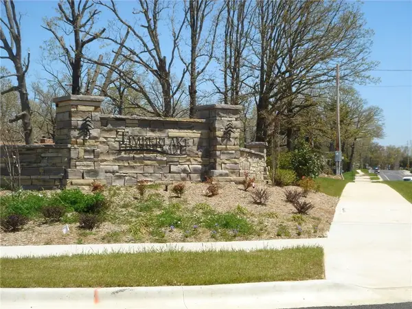N Waterside Court, Fayetteville, AR 72703